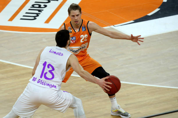 伦比的拼搏 伦比的拼搏