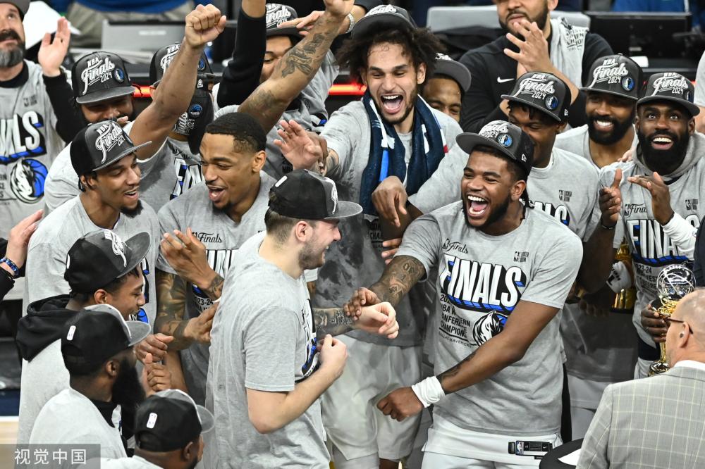 大的关键词 大的关键词