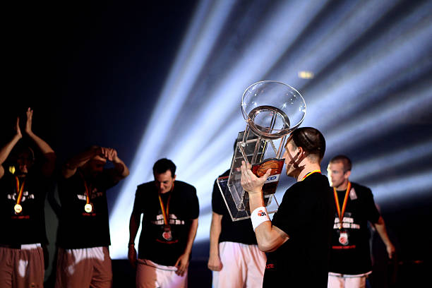 庆祝进球 庆祝进球